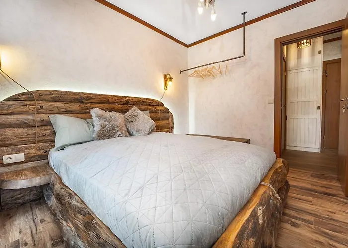 Apartment Host2u Authentic - Free Parking *