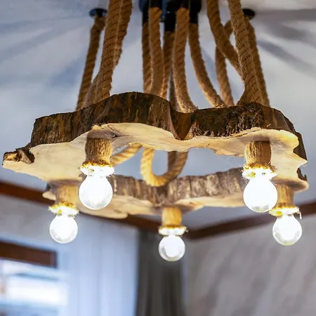 Host2u Authentic - Free Parking Bansko