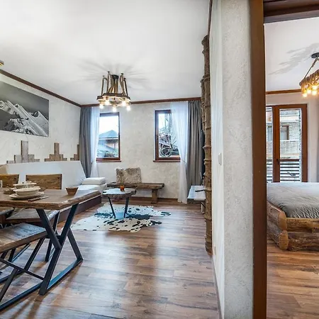 Host2u Authentic - Free Parking