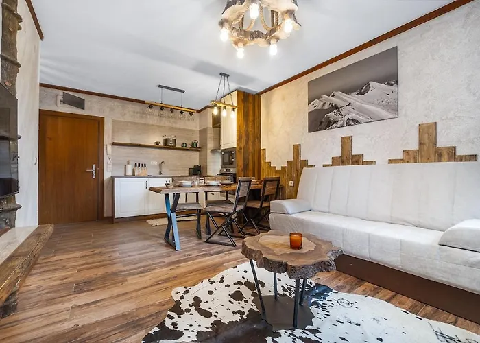 Apartman Host2u Authentic - Free Parking *